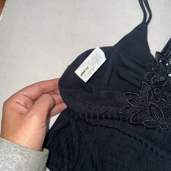 Aerie Bralette and Tank Top Small and Extra Small Bundle - Picture 4 of 7